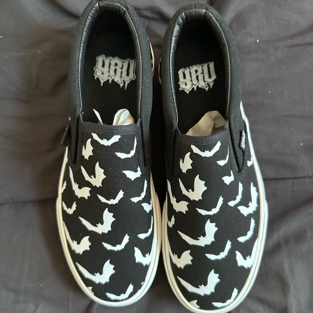 CHILL BAT - BLACK/WHITE